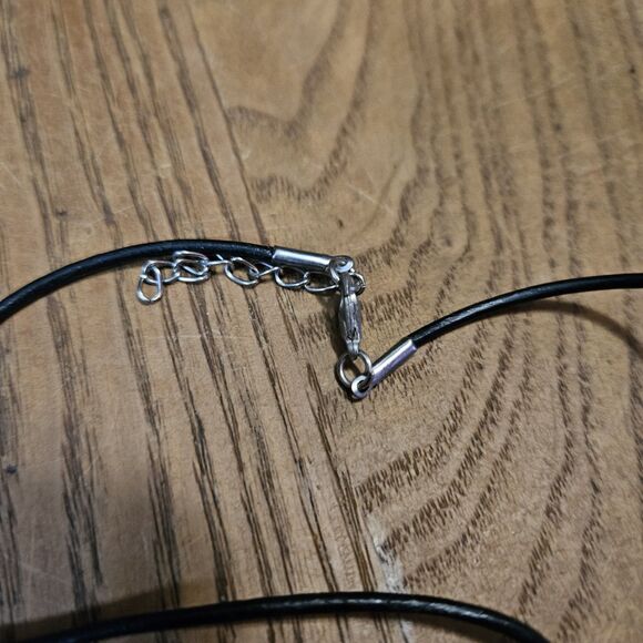 Women's Art Fused Black Glass Necklace With Gold Black String Silver Clasp Boho - Picture 3 of 10